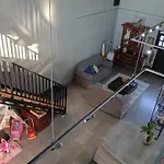 Mi Casa Su Casa